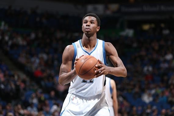 董春雨告别弗兰克：浙江队传奇外援，高球商高情商，榜样（董春雨送别弗兰克：浙江传奇外援，球商情商双高的榜样）