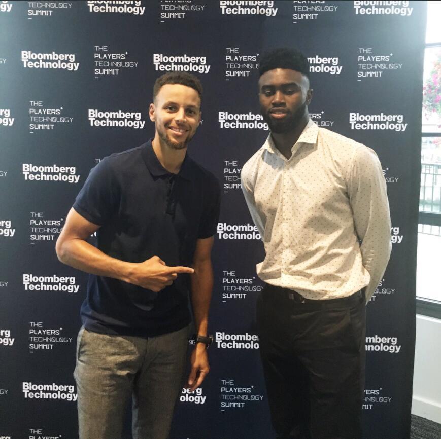 弗拉格首节砍14分，追平个人生涯单节得分纪录（弗拉格首节轰下14分，追平生涯单节得分纪录）