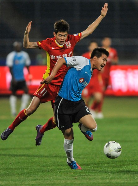 卡萨诺：国米对阵凯拉特表现自大，或者说意大利球队满足1-0（卡萨诺炮轰：国米战凯拉特过于自负，意大利球队满足于1-0）