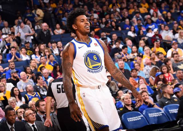 毫无存在感！波杰姆斯基4中1仅2分，关键时刻被弃用（表现低迷！波杰姆斯基4投1中仅得2分，关键时刻未获重用）