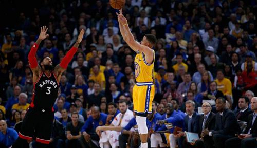 泰伦·卢：防东契奇的重点是限制他罚球，这比他投进球更危险（泰伦·卢：防守东契奇首要是遏制罚球，这比他命中投篮更致命）