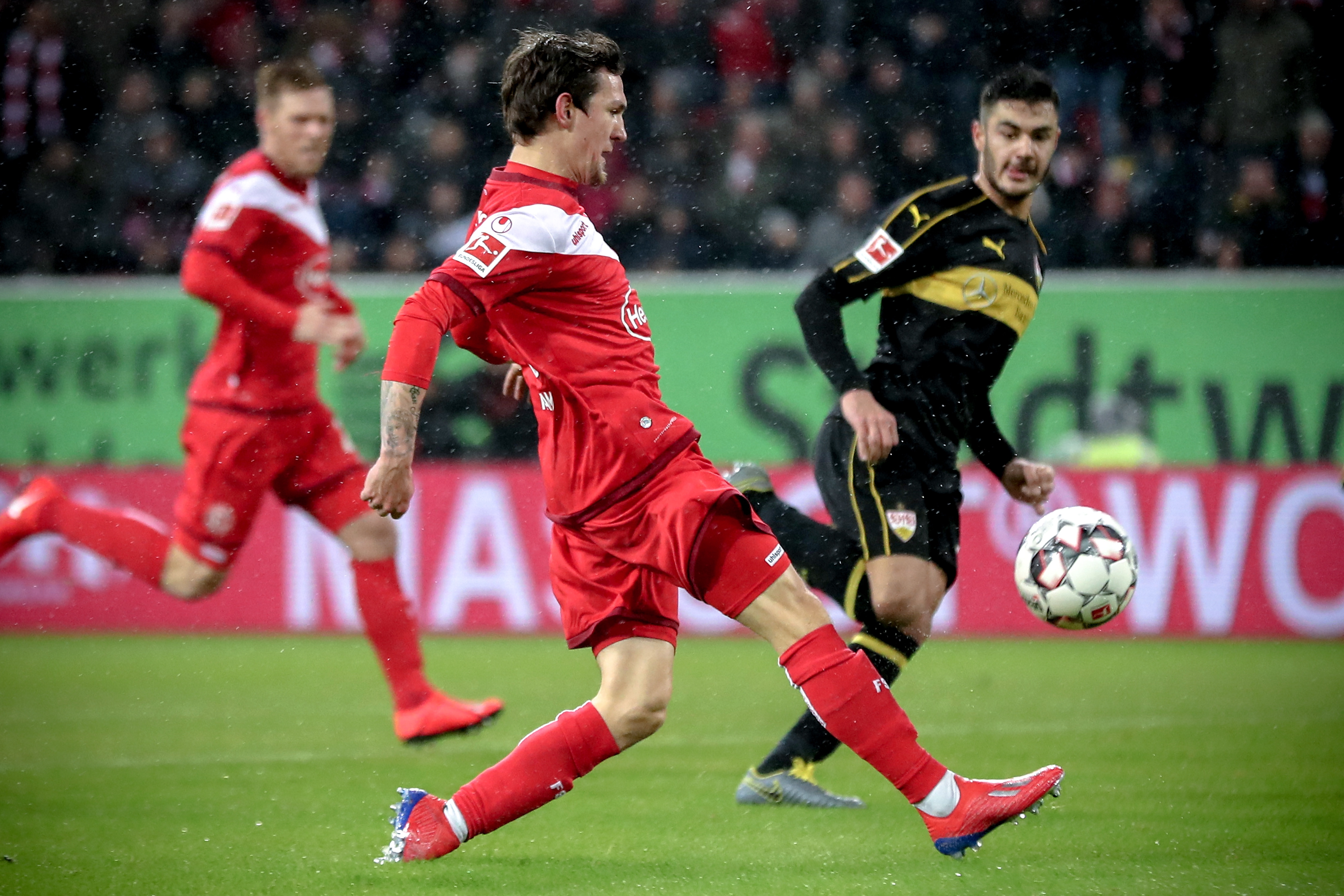 中国足球小将2016队历史性晋级曼努埃尔杯四强（中国足球小将2016队首度闯入曼努埃尔杯四强）